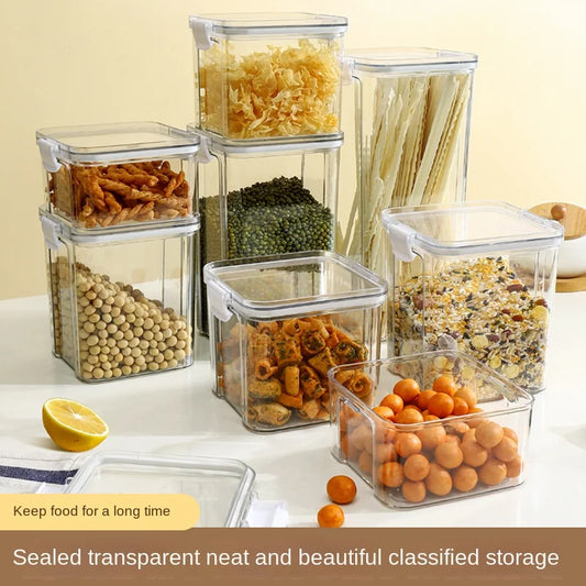 Clear & Fresh – Multi-Size Sealed Containers for Kitchen & Fridge